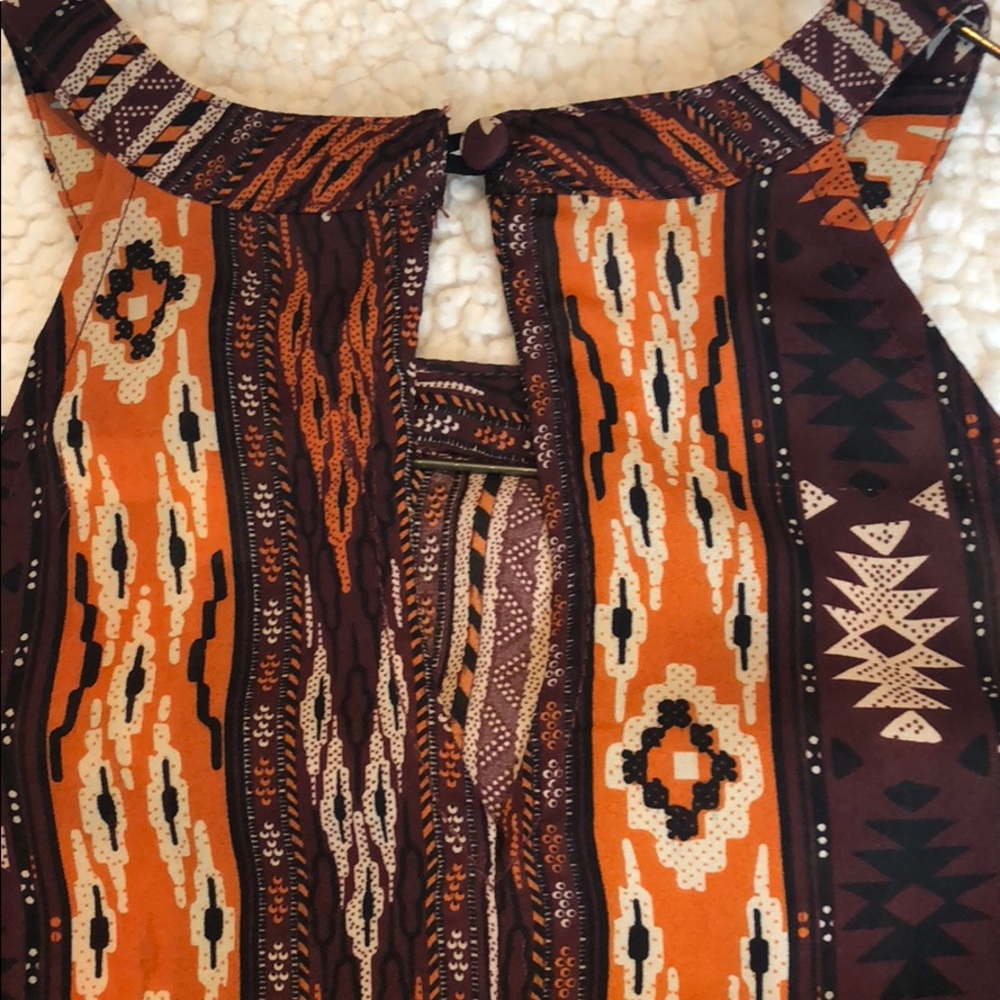 Patterned Dress - Picture 5 of 5